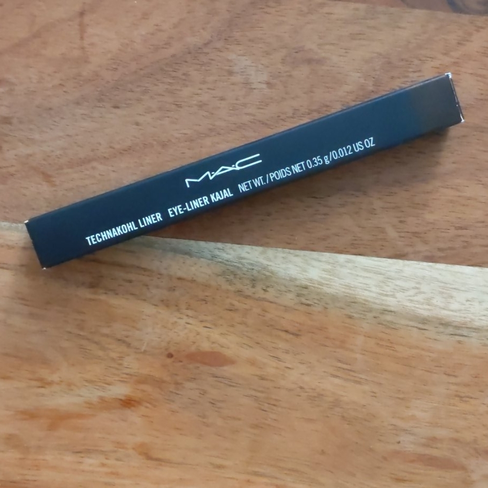 NWT MAC Eye Liner Brown
